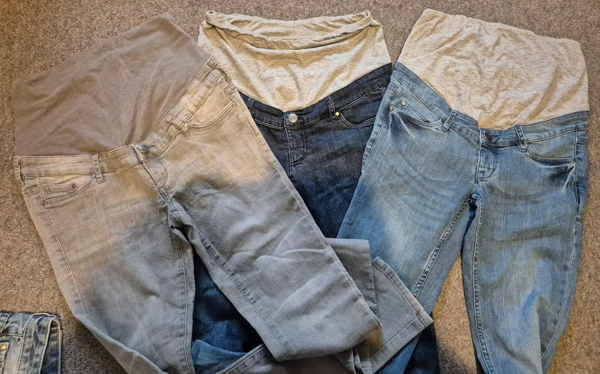 Bundle of Ladies Maternity Jeans x 3