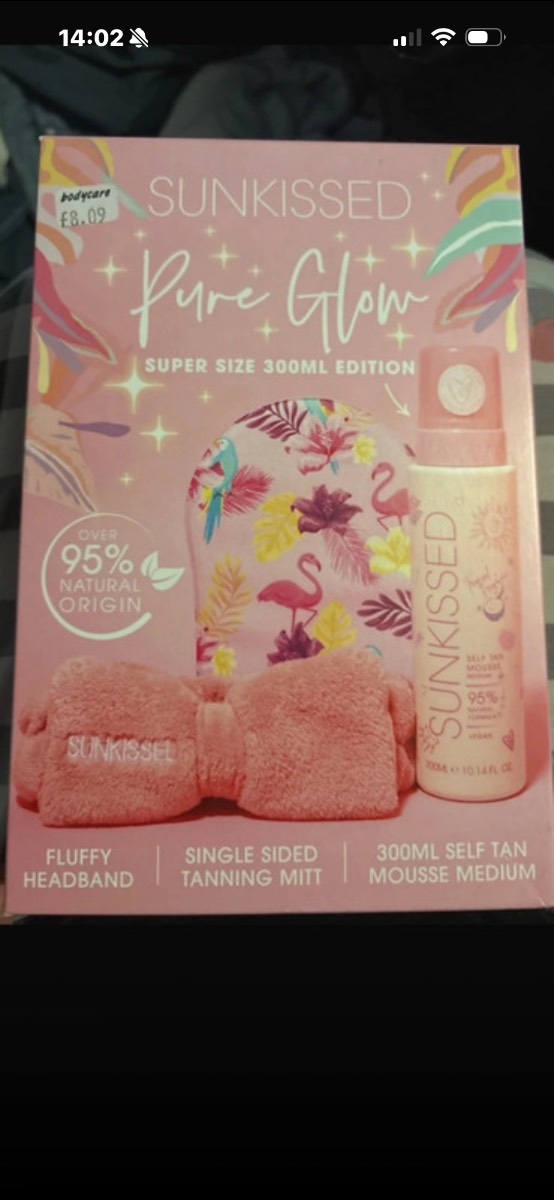 Sun-kissed pure glow