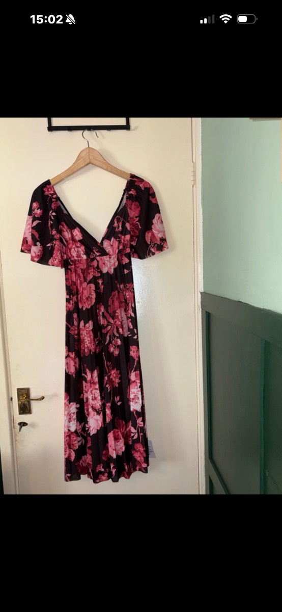 Stunning floral dress