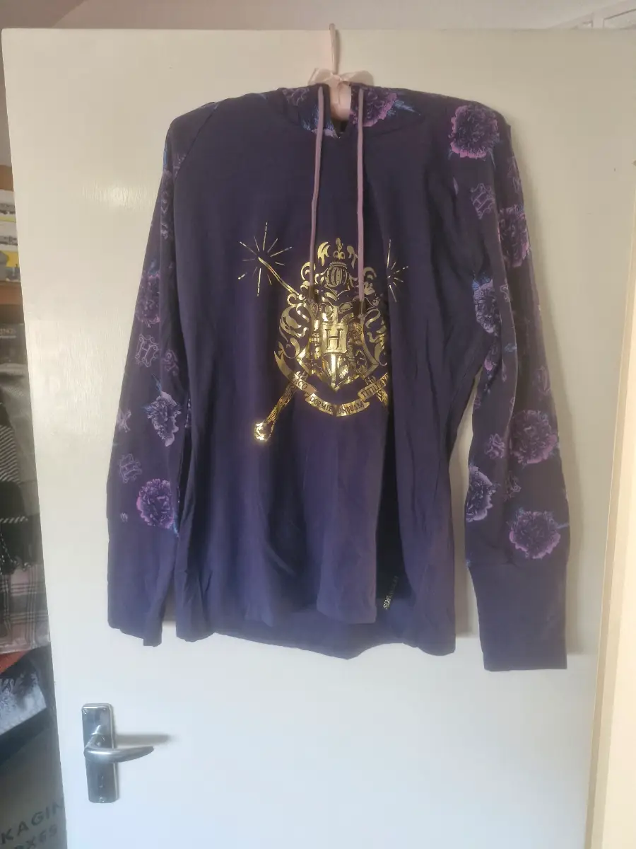 Magical Harry Potter Wizarding World Purple Hoodie | Size L | Lightweight