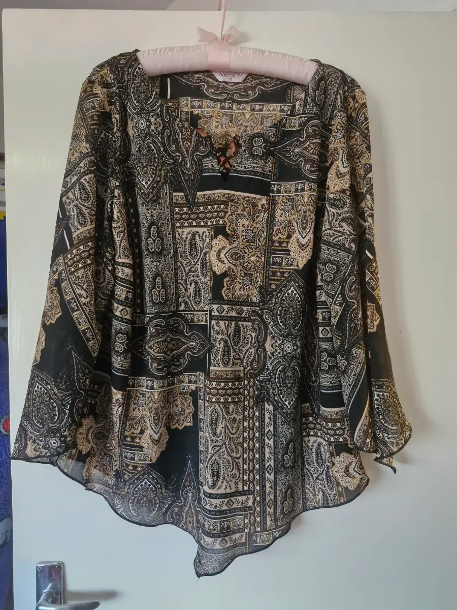 Gorgeous Bonmarche Beach Cover Up / See Through Top | Size 22
