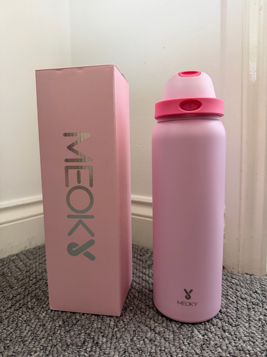 Nelly bounce water bottle