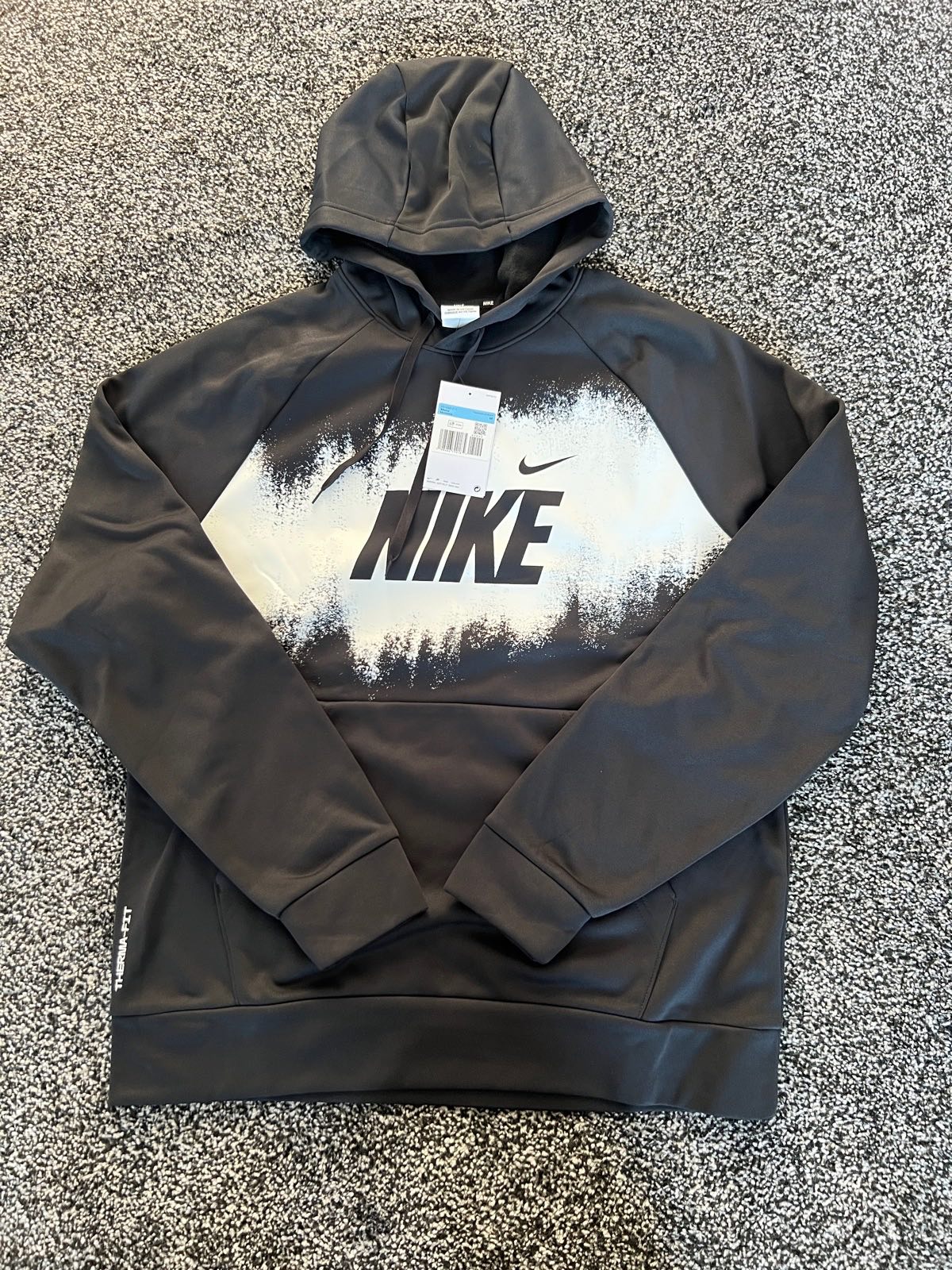 Nike Therma-FIT Graphic Hoodie – Black | Size M | Brand New