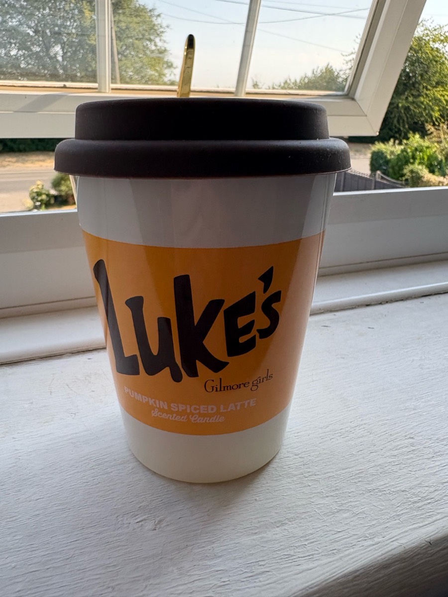 BNWT Gilmore Girls Luke’s diner large scented candle