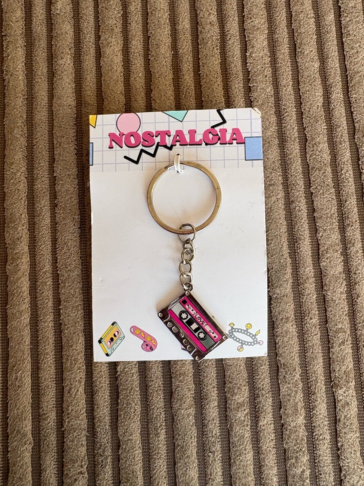 Vintage 90s Retro Cassette Tape Keychain – Brand New Nostalgia Y2K Keyring