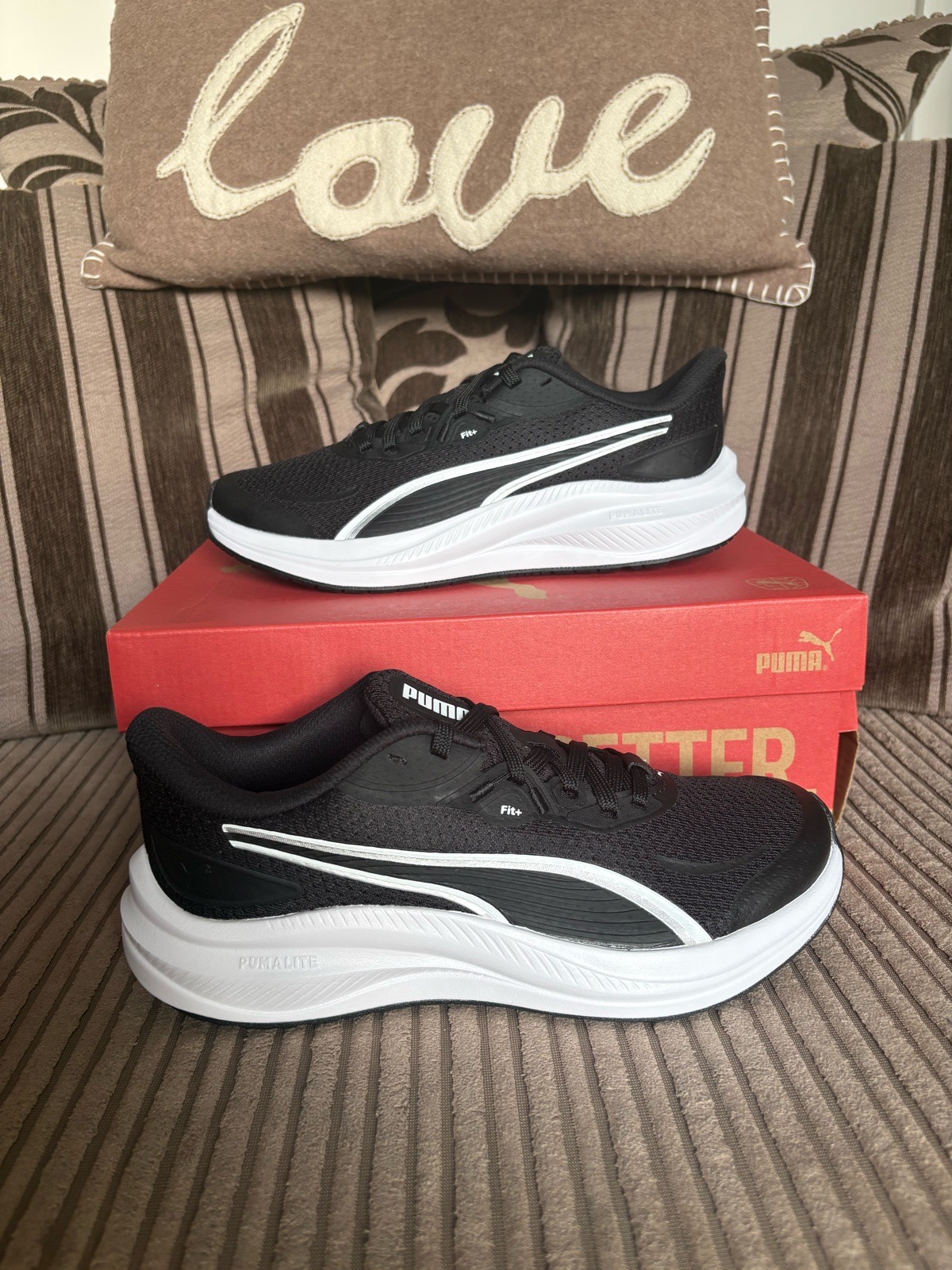 Puma Skyrocket Lite 2 Running Shoes / Trainers Black & White – Size 4