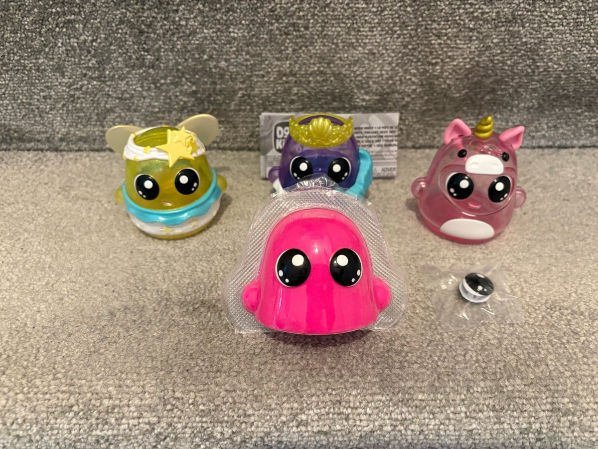 DohKins Collectible Figures
