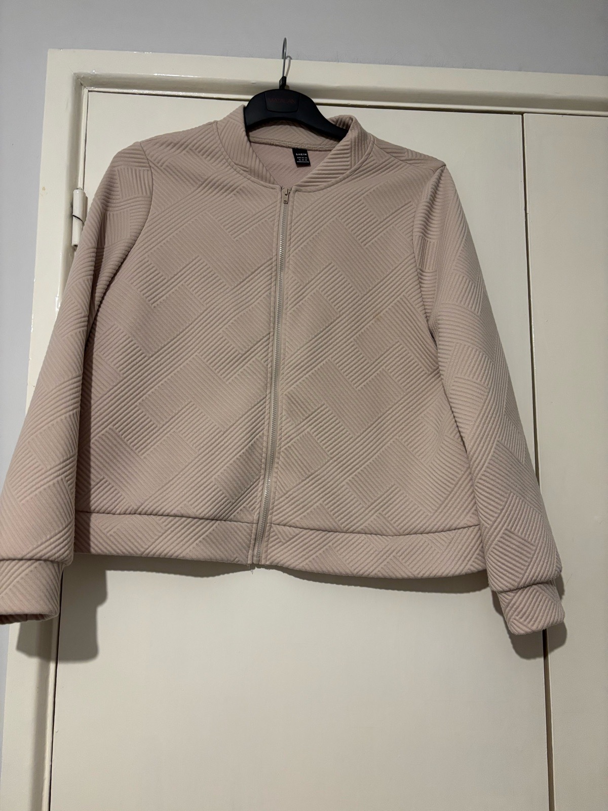 Cream bomber jacket 16