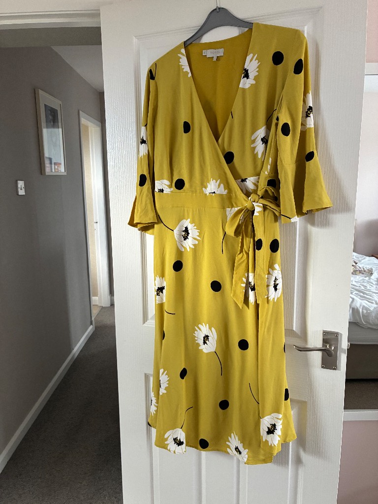 Hobbs Jeanne dress size 18
