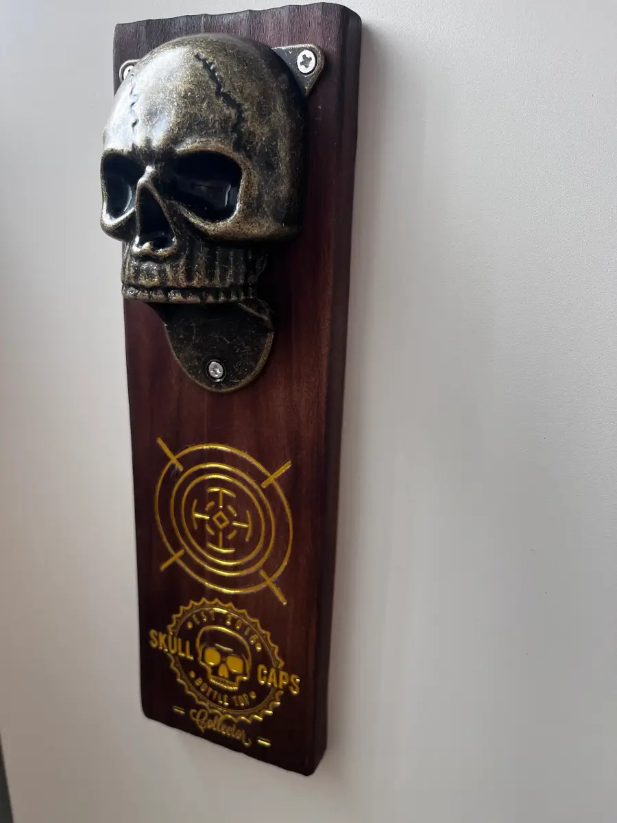 Skull Bottle opener with Magnetic back.
