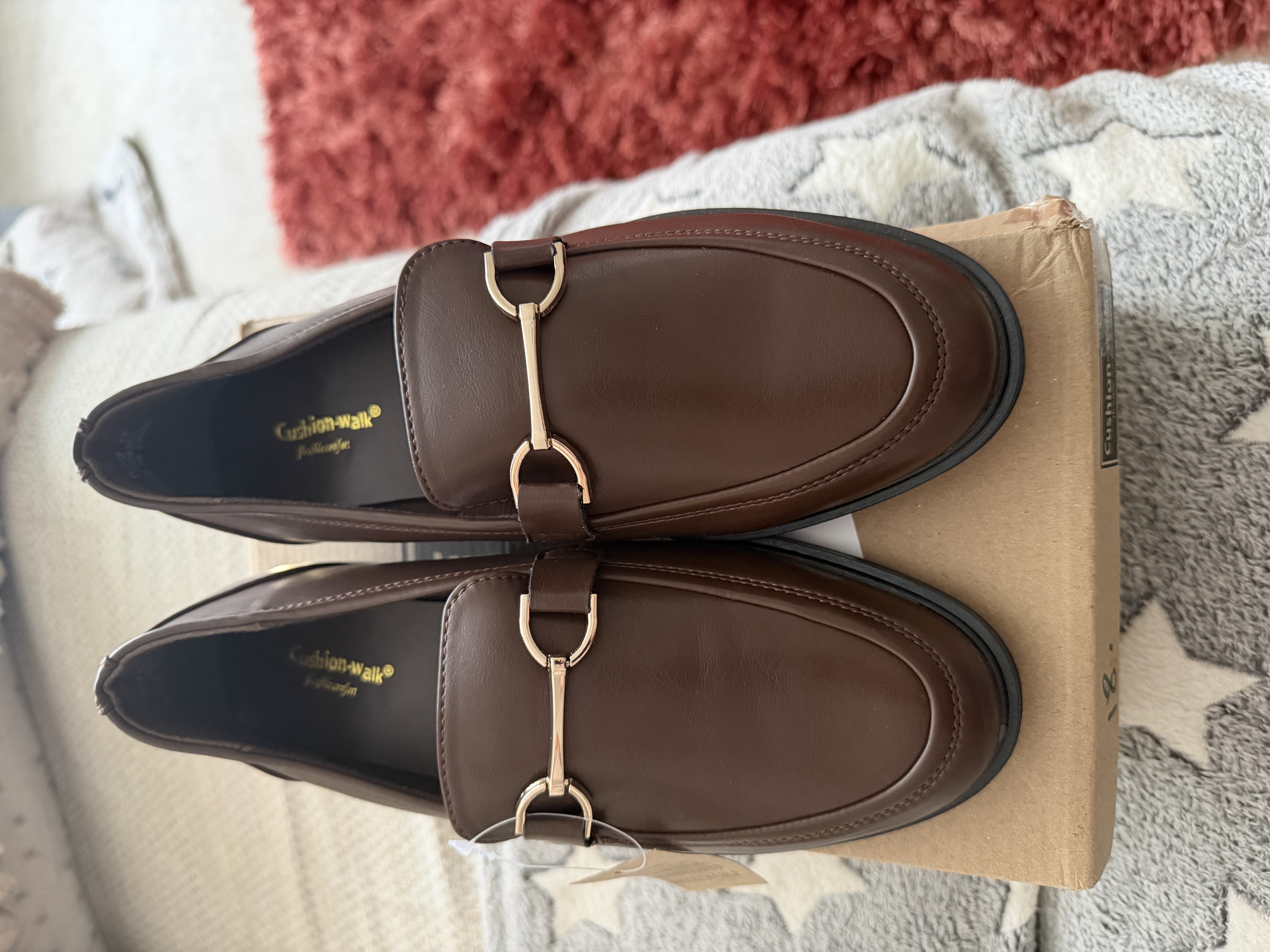 Cushion Walk Ladies Loafers size 6