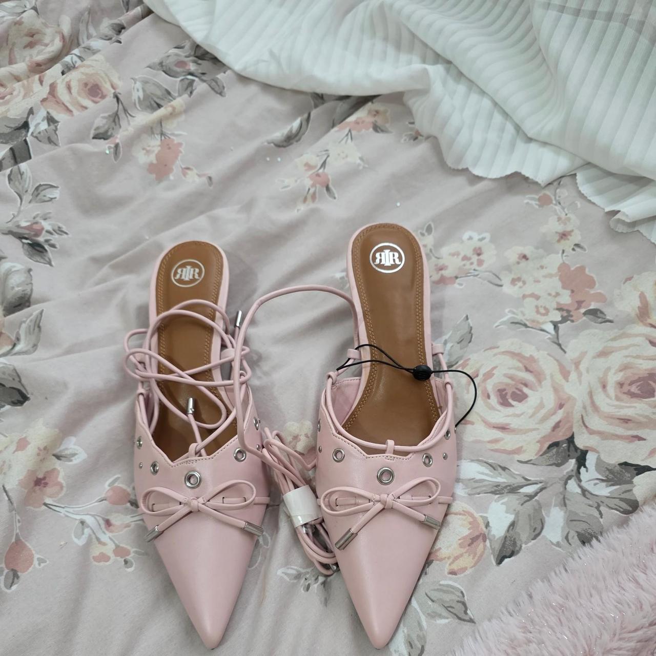Beautiful light pink bow river island strappy mules size 6