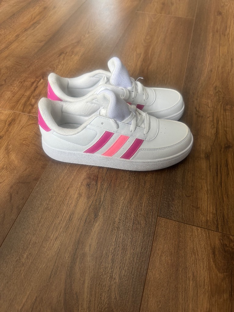 Smart adidas trainers