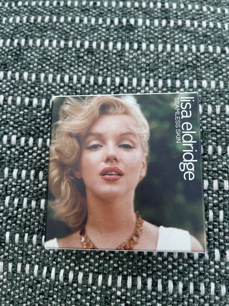 Lisa Eldridge Seamless Skin / Butterfly Light