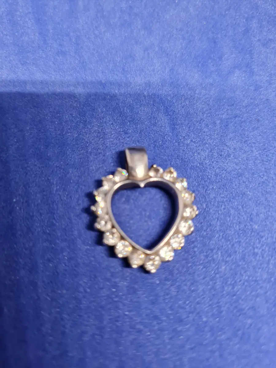 Hallmarked 925 silver love heart diamond pendant