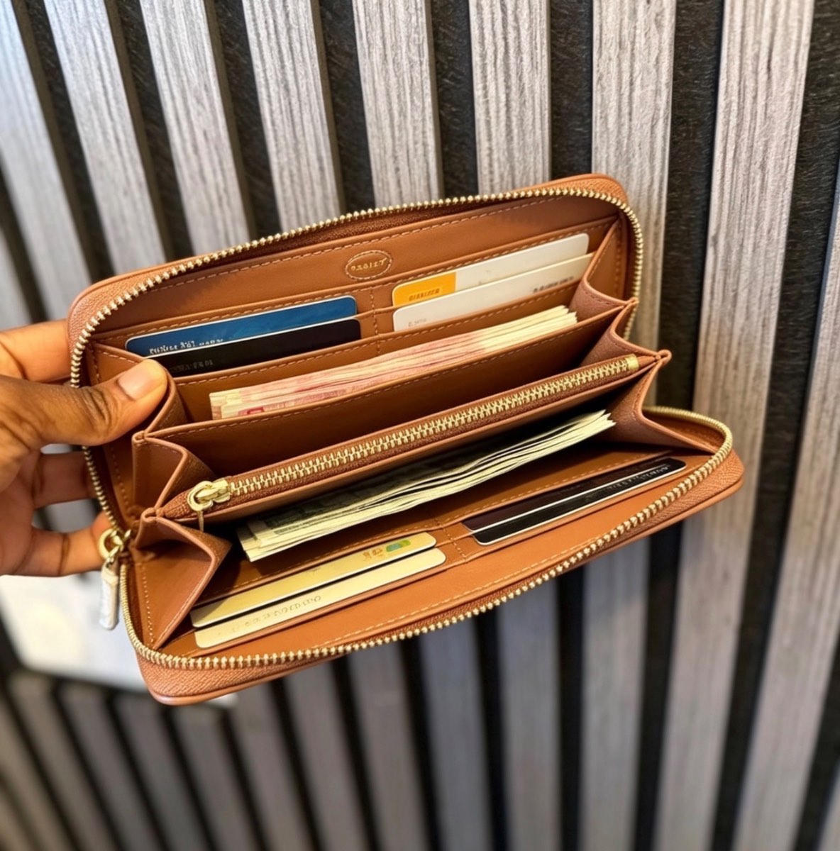 Radley London Chartfield Place Tan Leather Large Zip Around Wallet RRP £35