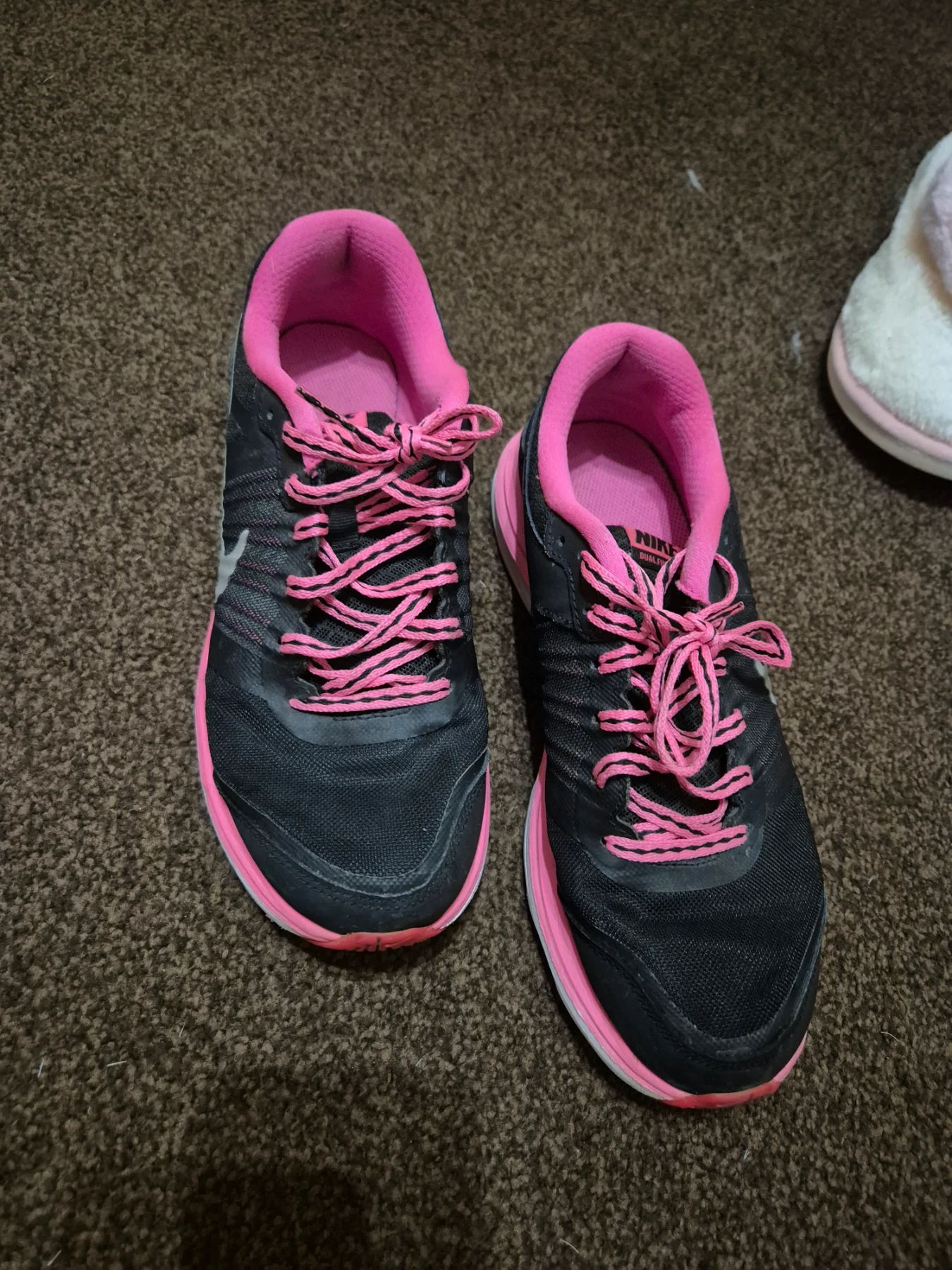 Nike running trainers