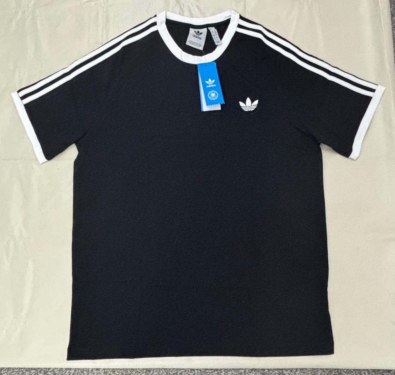 Adidas T-shirt