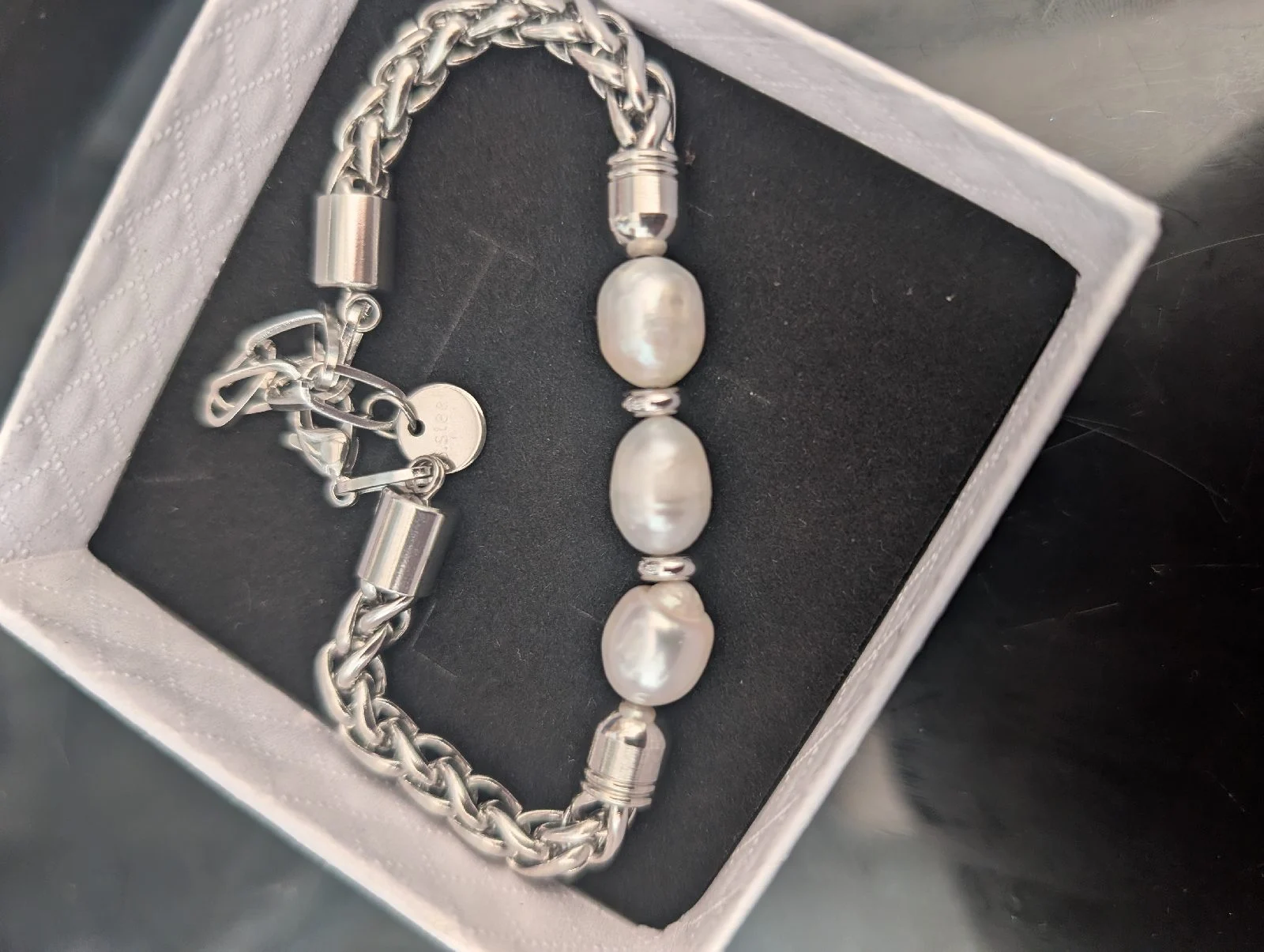 Stainless steel freshwater pearl bracelet