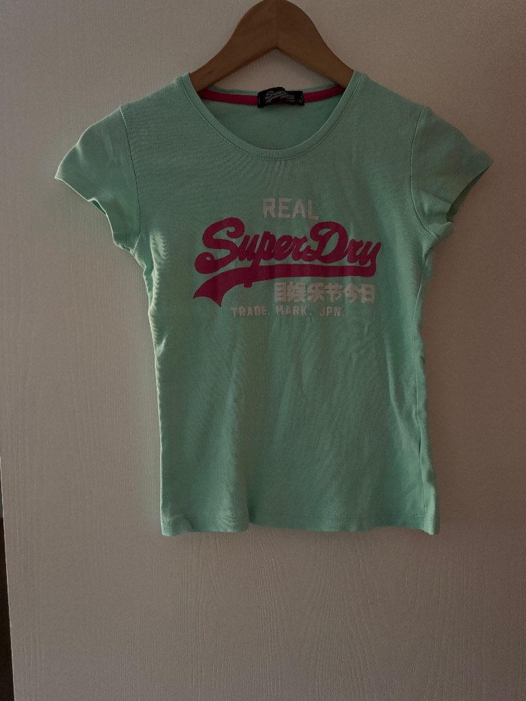 Superdry t-shirt size S