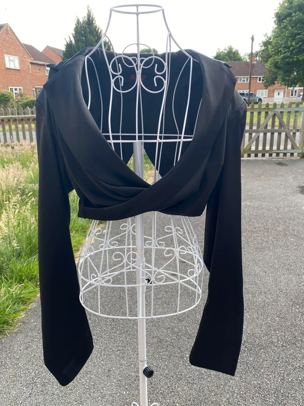 Misspap Black Wrap Front Cropped Jacket Top Size 12 Long Sleeve