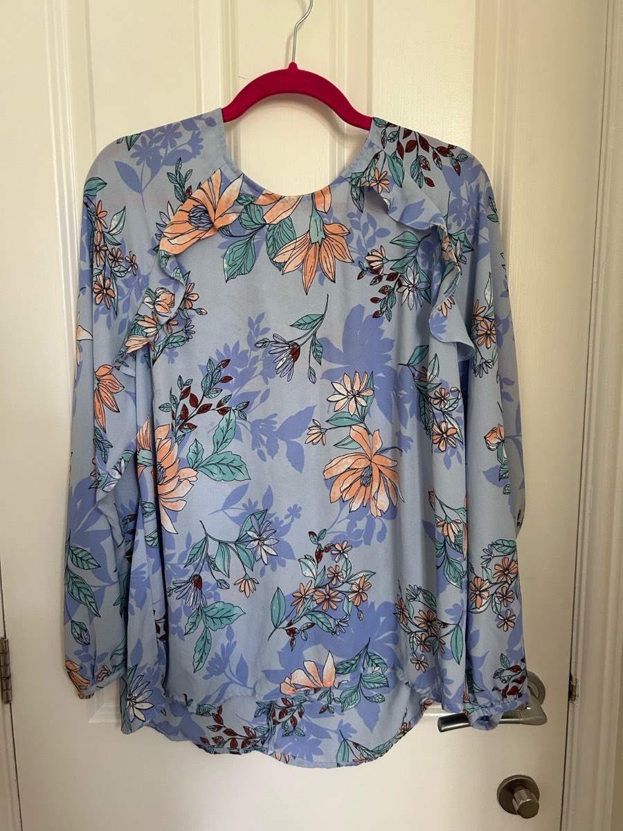 Bonmarche baby blue floral long sleeve blouse size 20