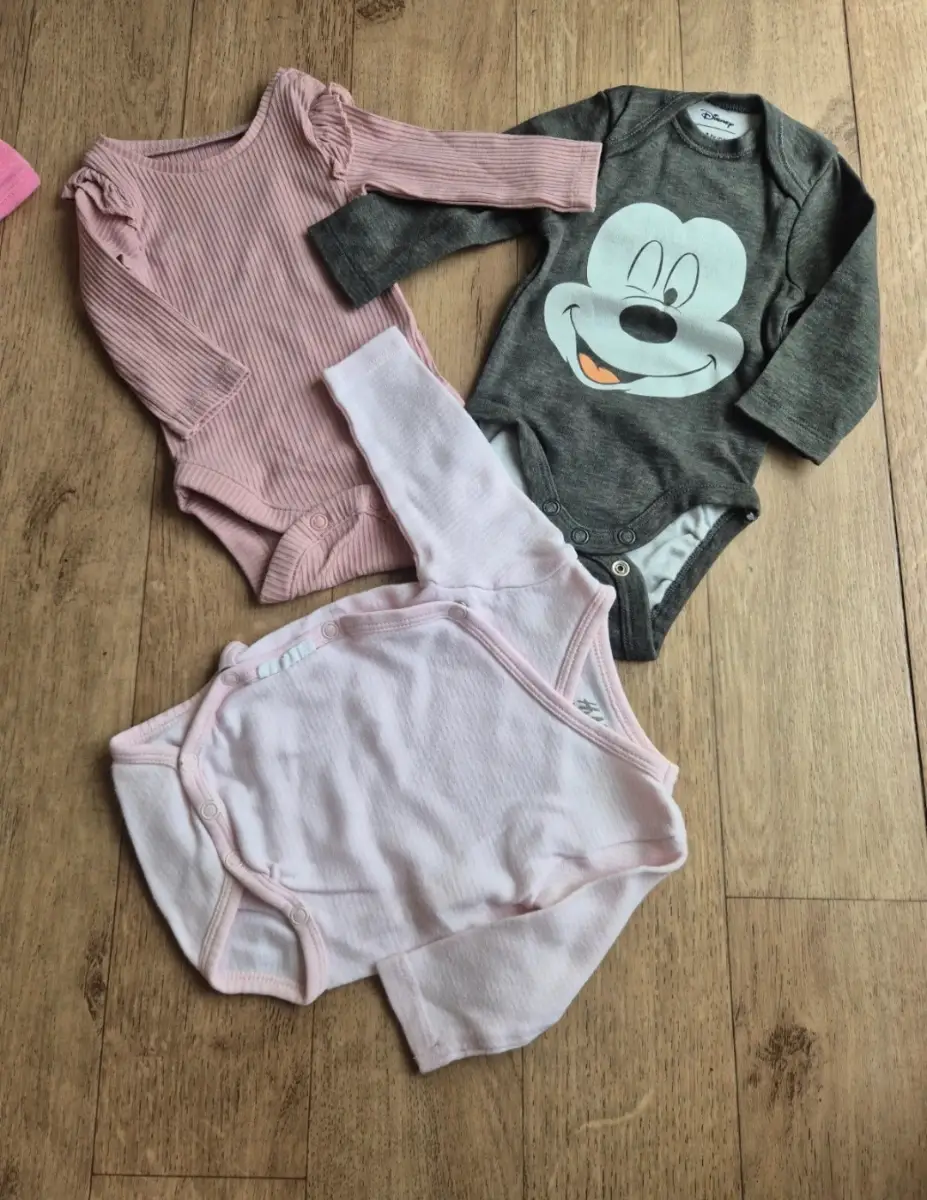 Baby girl long-sleeved bodysuit 50cm x2 &56cm x1