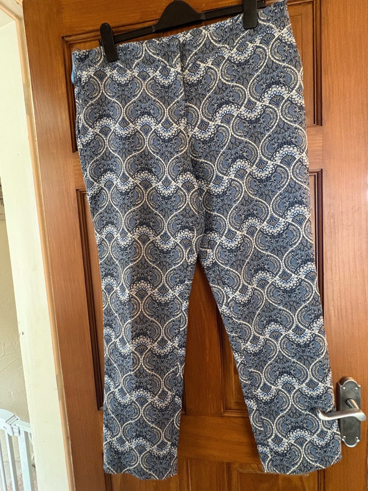 Laura Ashley size 16 patterned pants