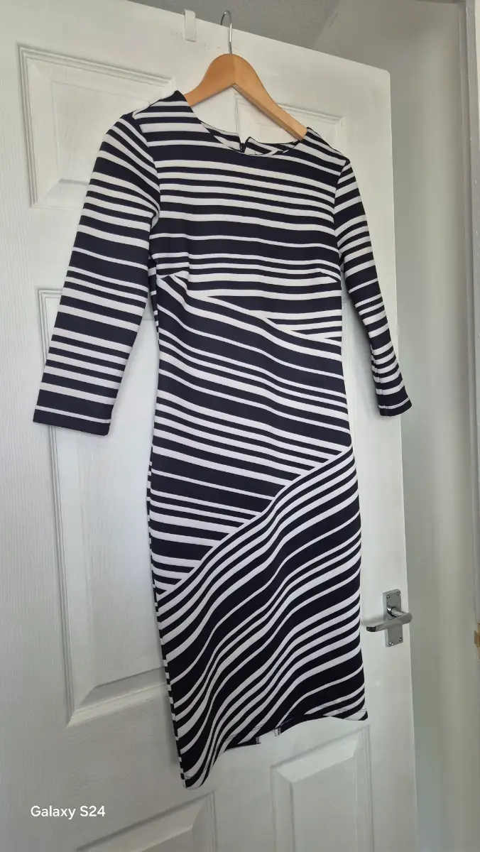 Marks & Spencer dress 8
