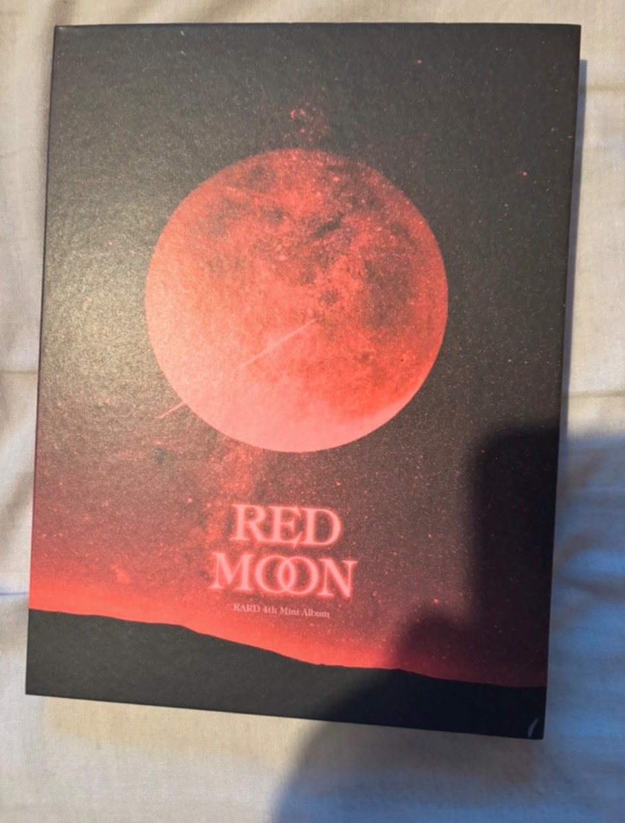 KARD Red Moon Album