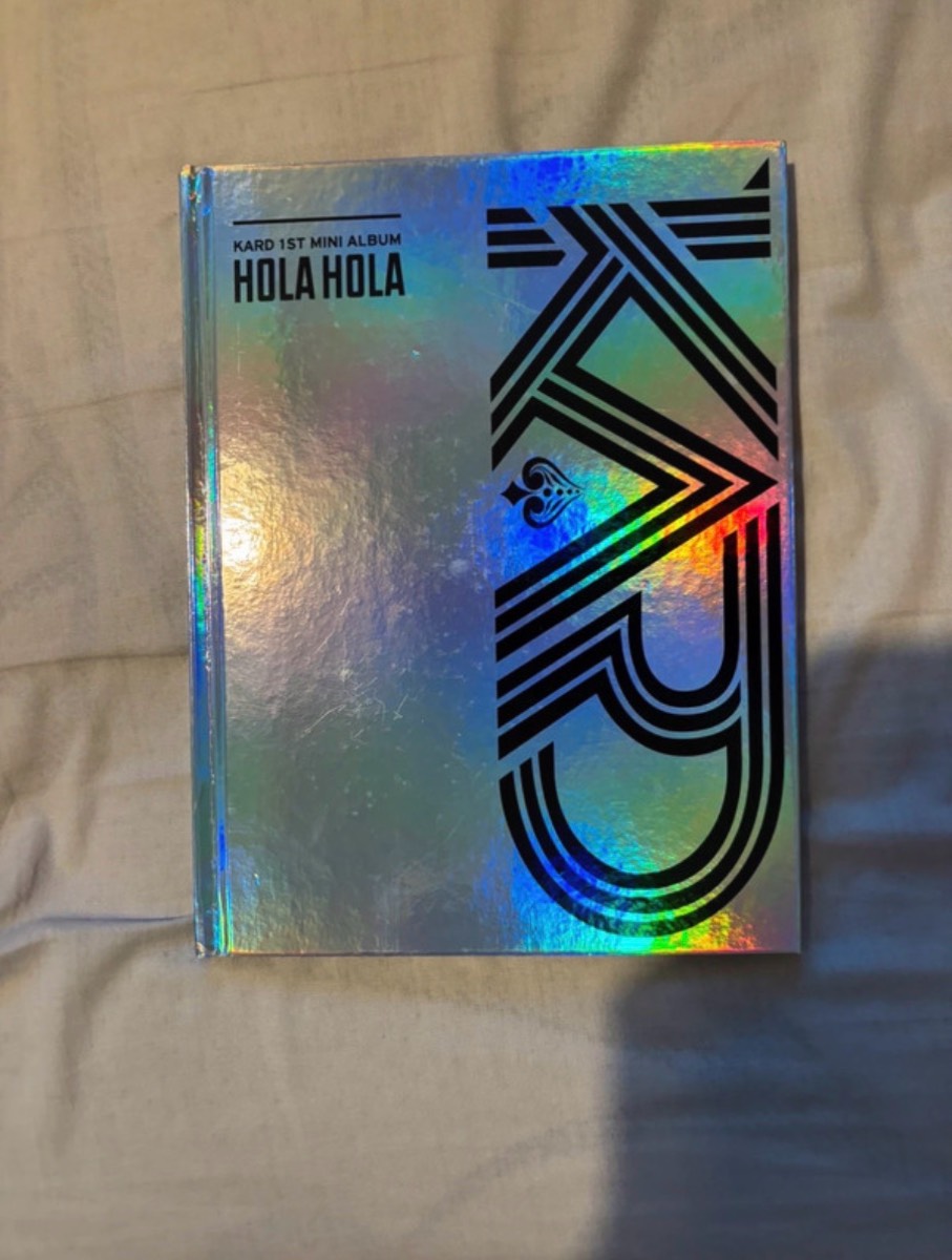 KARD Hola Hola Album