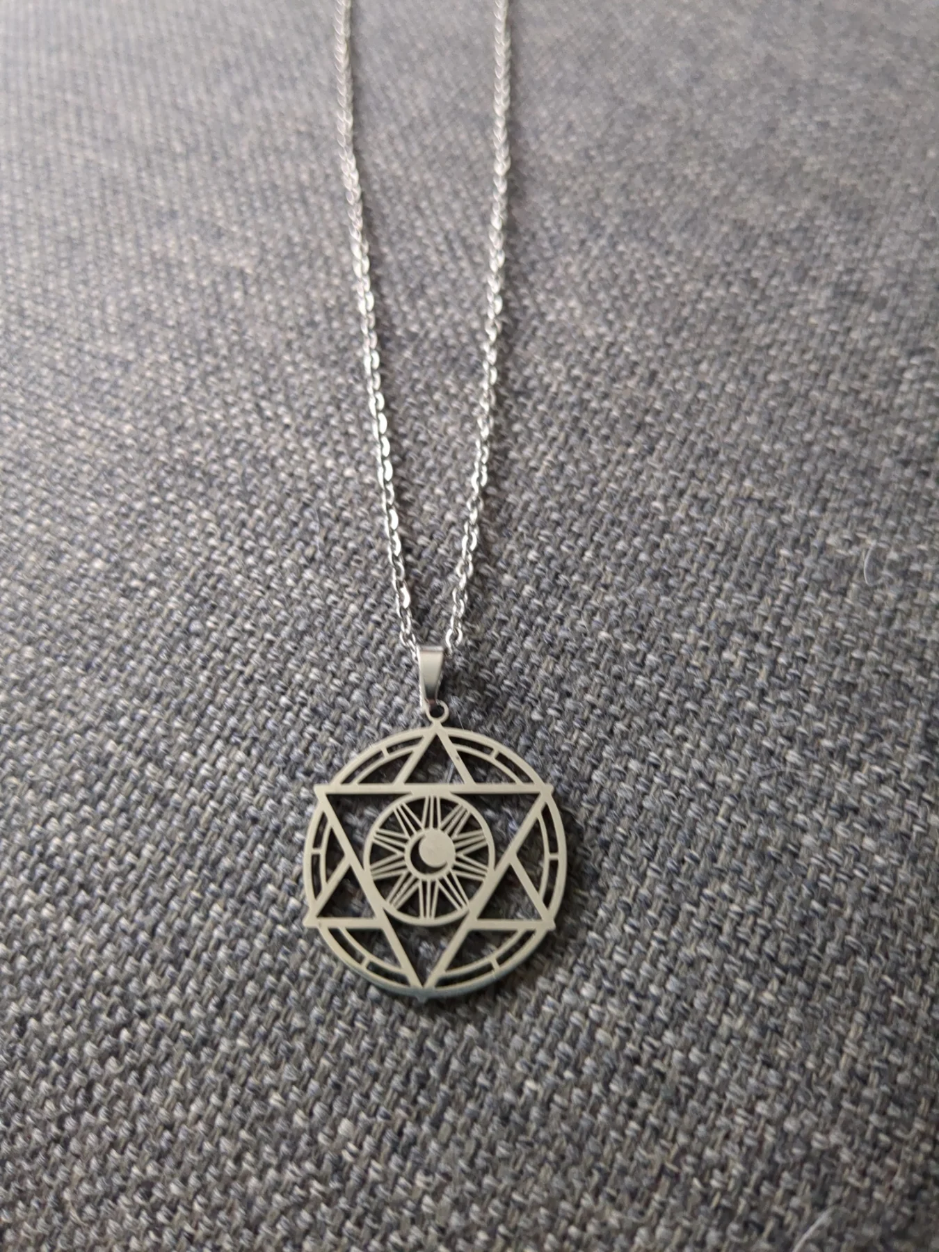 Celestial hexagram pendant necklace. New