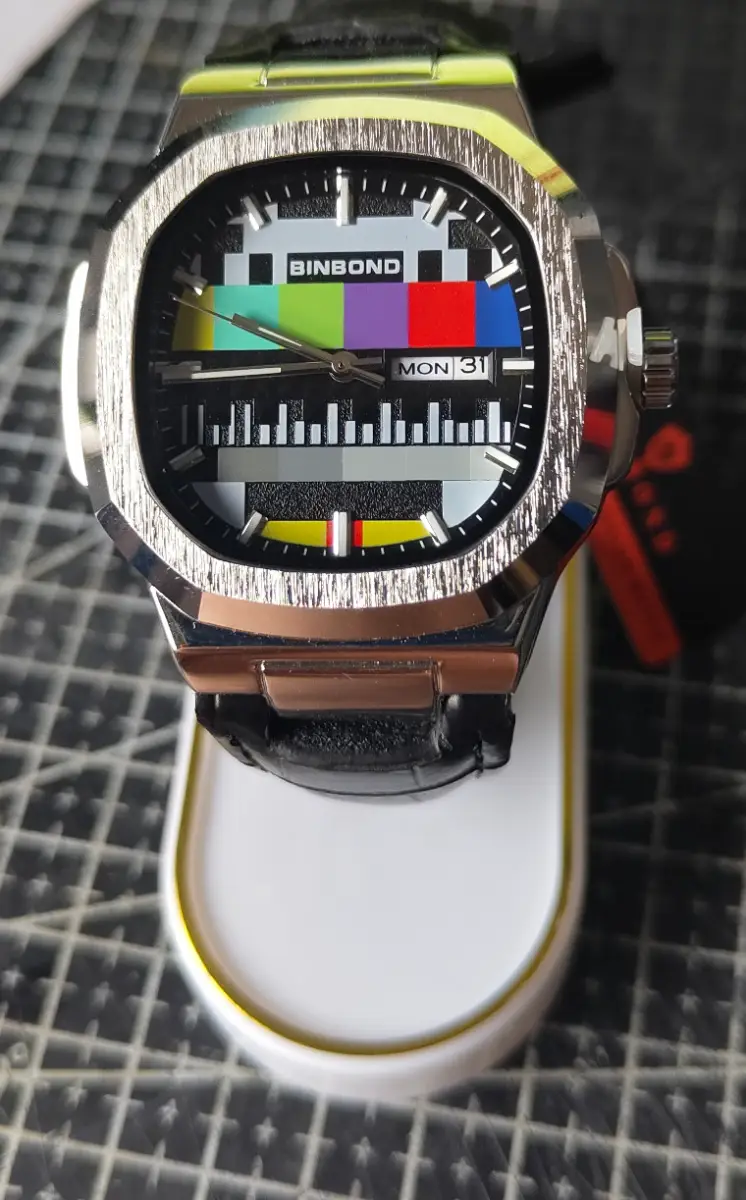 Quartz watch on a leather strap