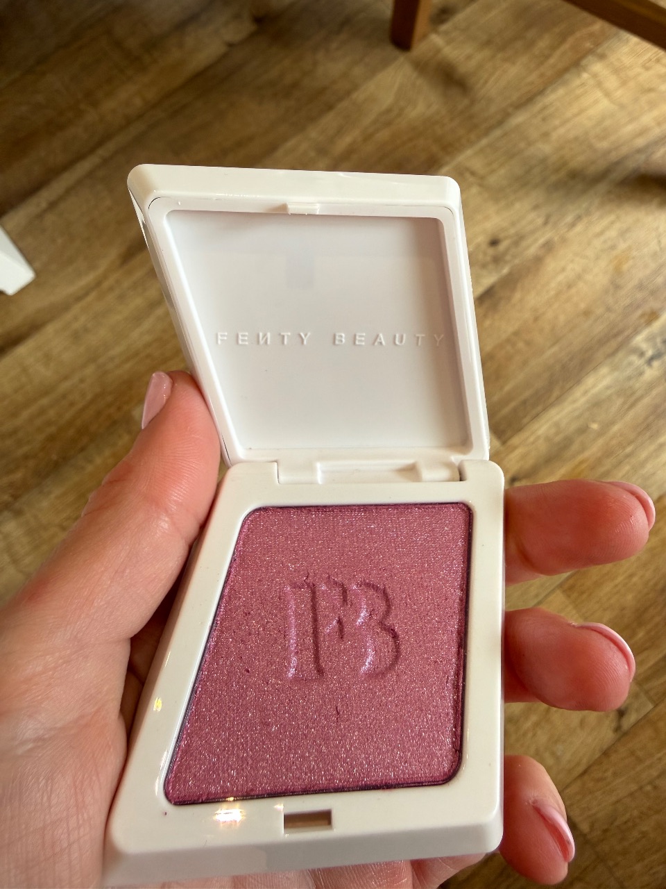 Fenty beauty suede powder blush - Wattabrat (08)