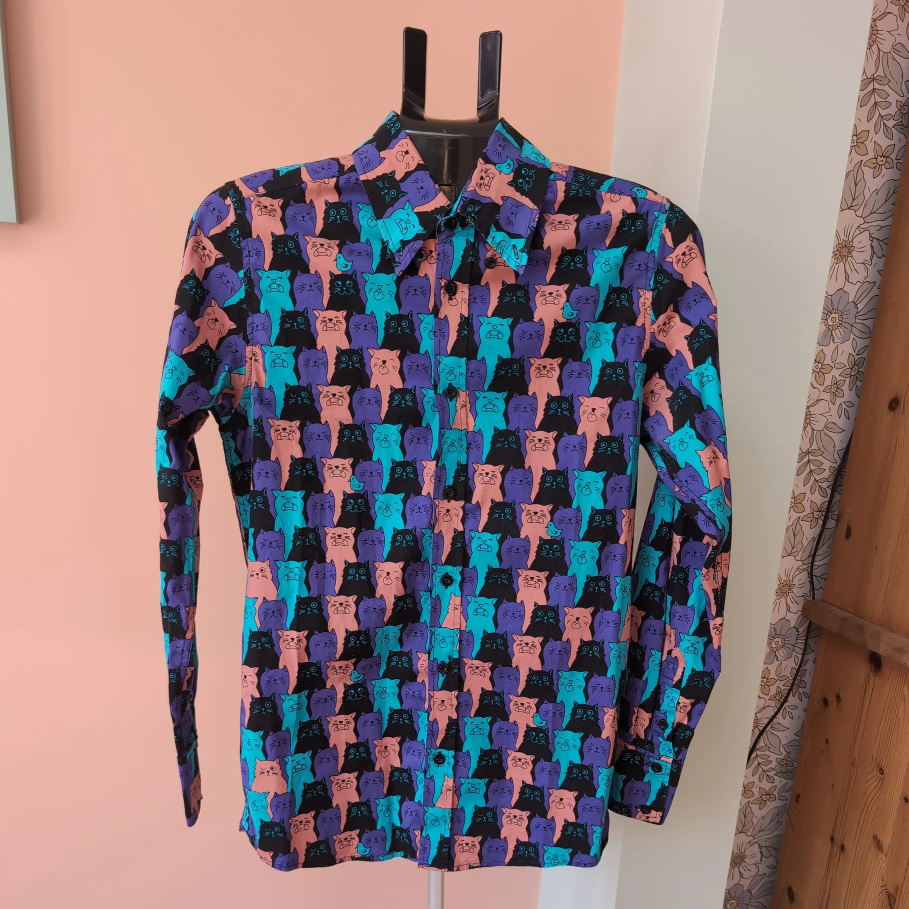 Run&Fly Bold Retro Fun Cat Print Long Sleeved Shirt Blouse Top - Women’s UK Size 12 / Mens S