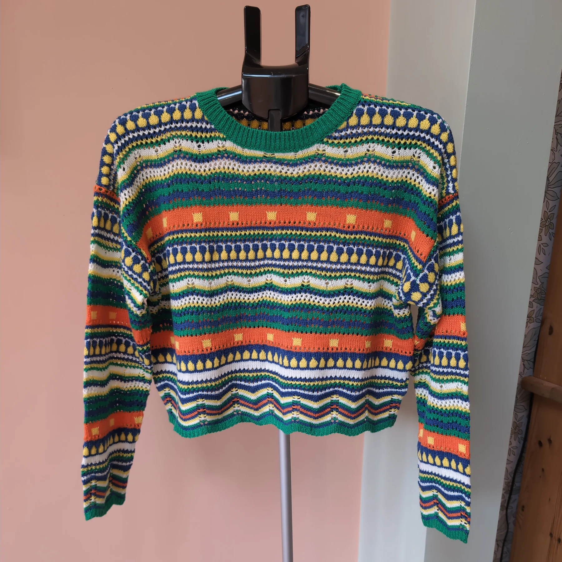 Colourful Loose Weave Knitted Retro Patterned ¾ Length Sleeved Crop Top - Women’s UK 12 - 14