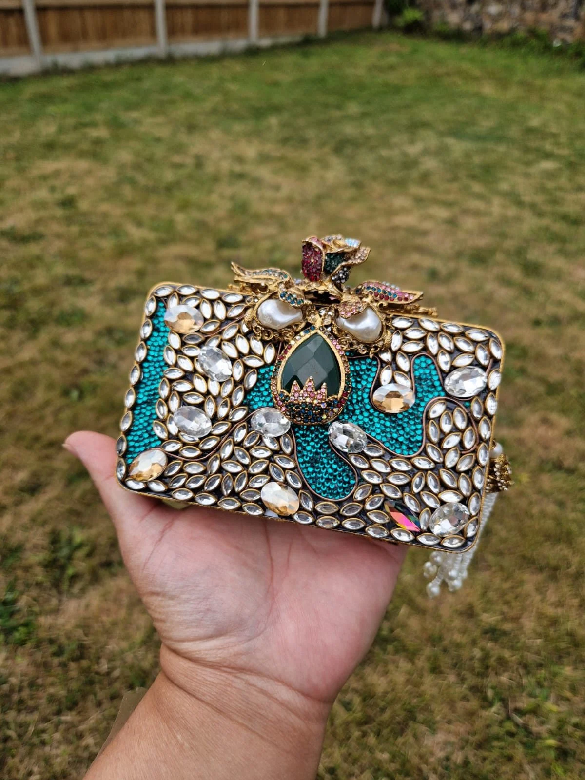 Handmade dual sided kundan clutch