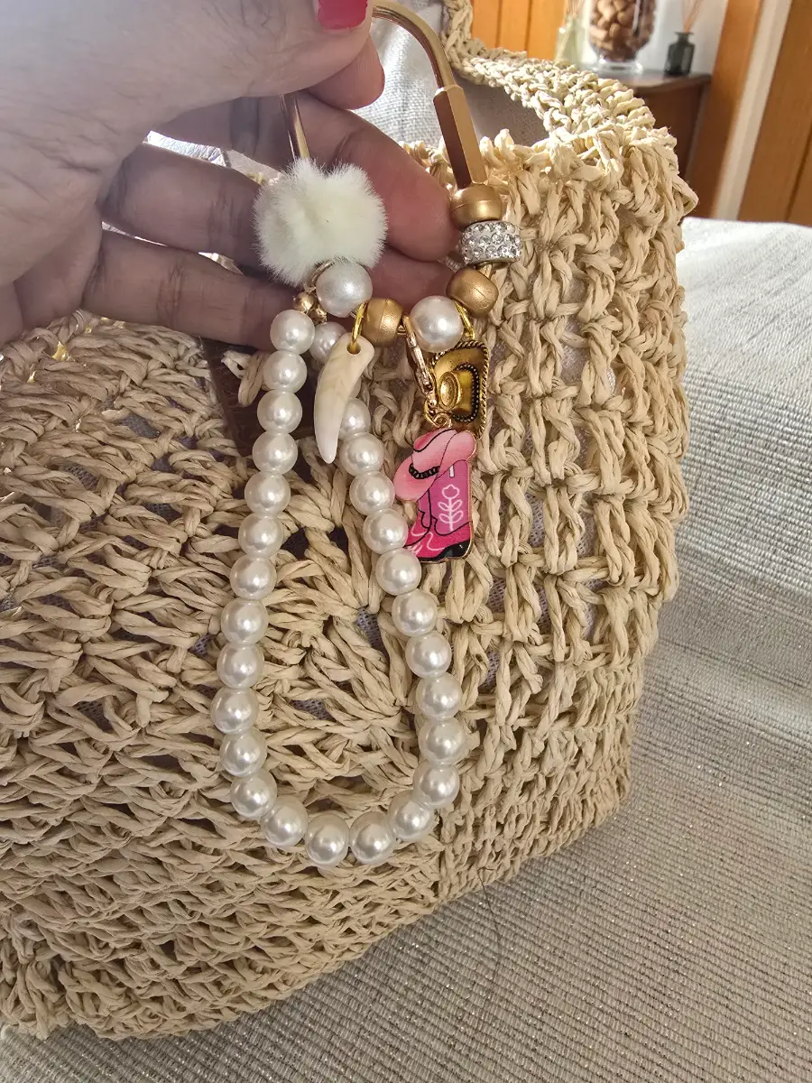 Carabiner bag charm cowboy style