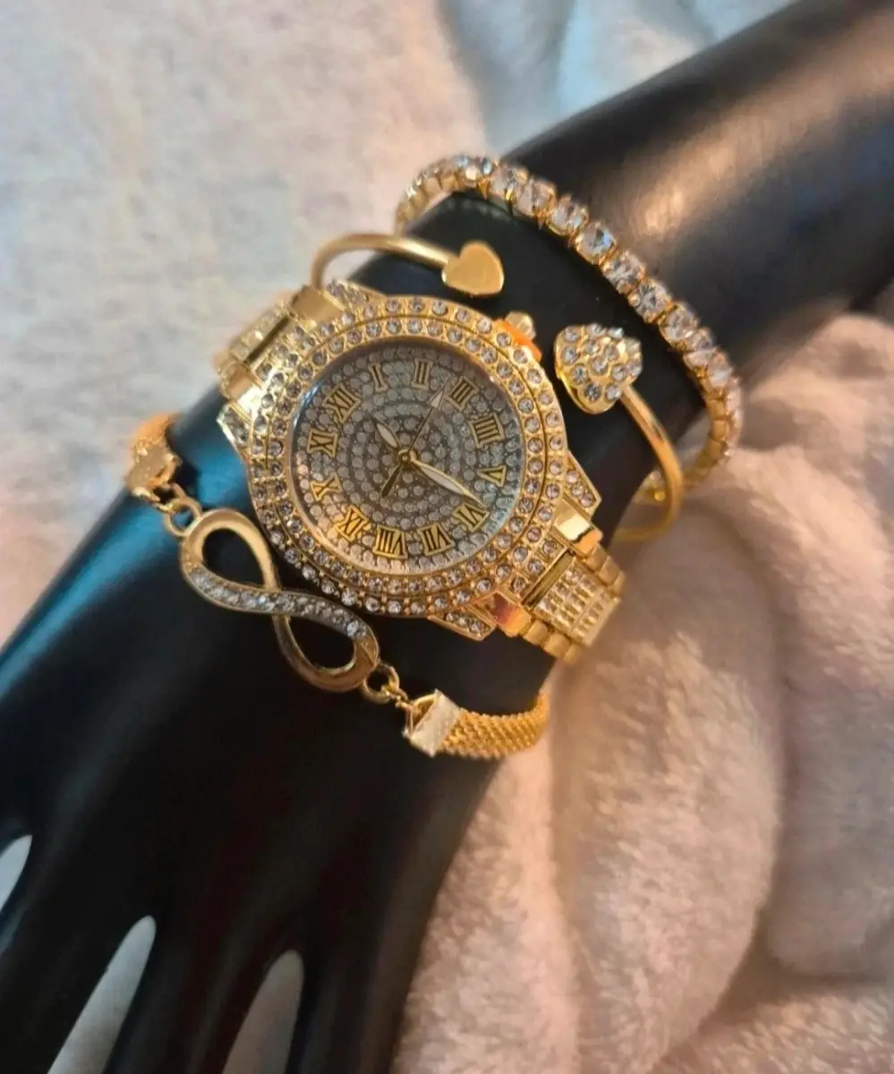 Ladies 4 piece gold quartz watch set