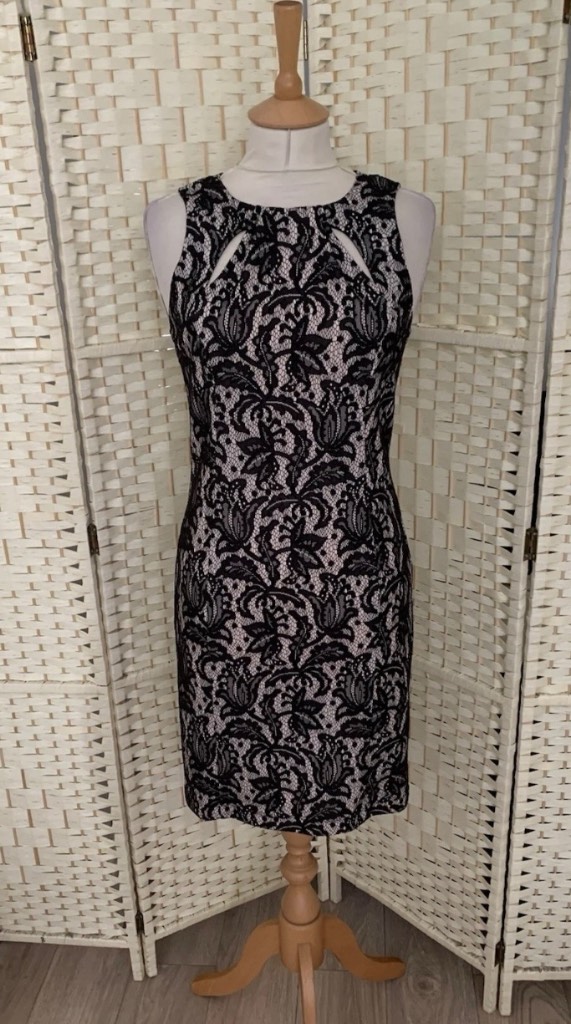 Oasis Black & Cream Lace Cut Out Detail Dress Size 8