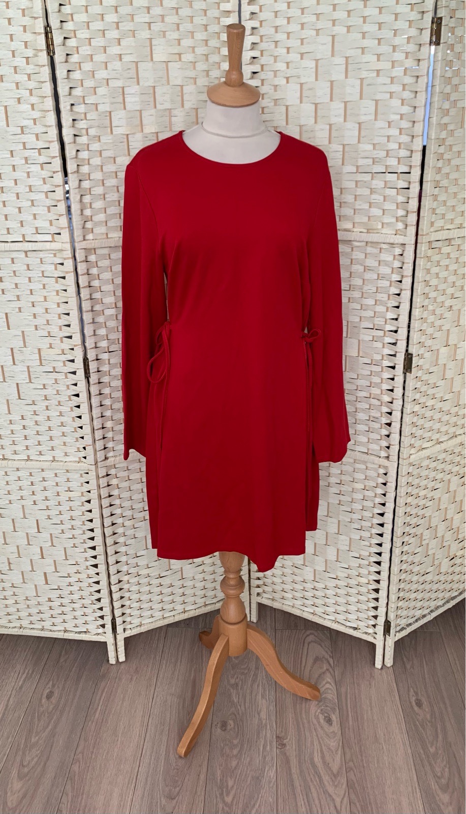 Tu New With Tags Red Long Sleeve Tie Sides Stretch Dress Size 14