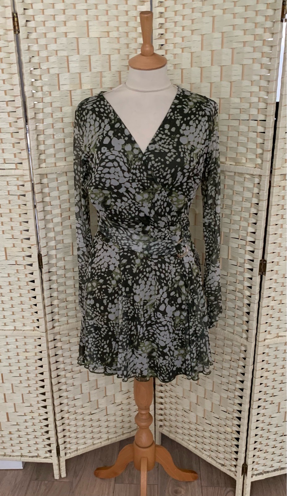 Quiz Green Long Sleeve Stretch Mesh Short Dress Size 14