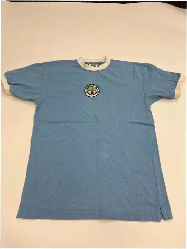 Men’s baby blue vintage 100% cotton Manchester City t shirt