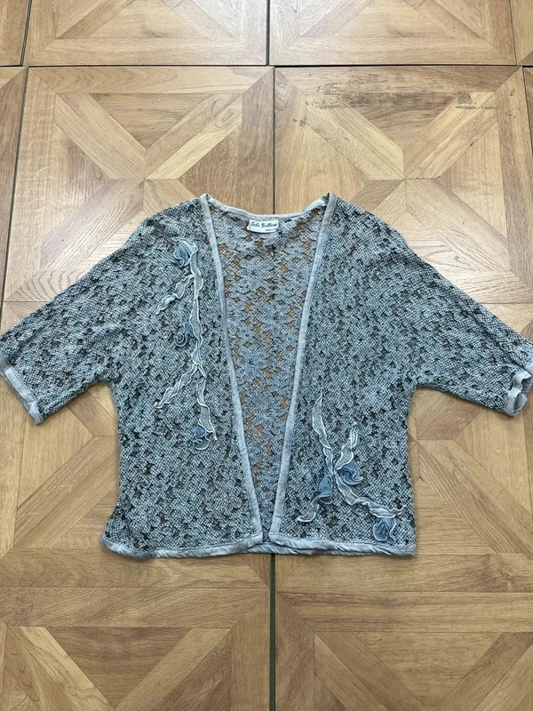Made in Italy sole ballone grey lace 3/4 sleeve classy cropped cardigan