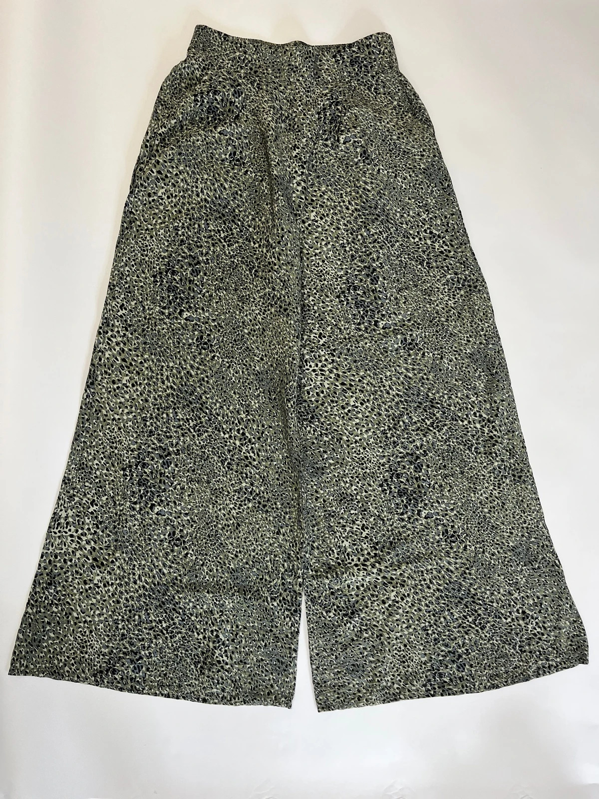 George green Grey Animal Print Wide Leg Trousers High Waist Flowy Palazzo Pants Small