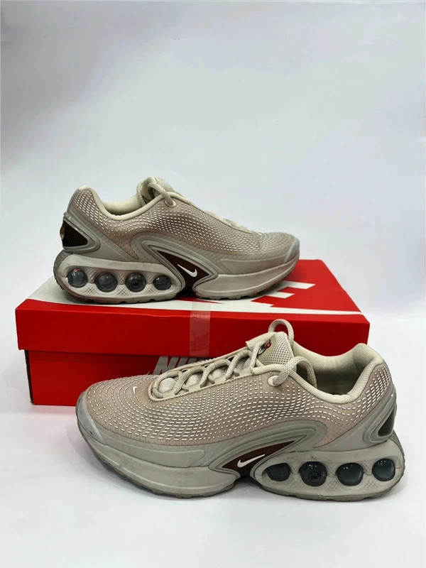 Nike air max DN women's trainers light orewood brown size 6