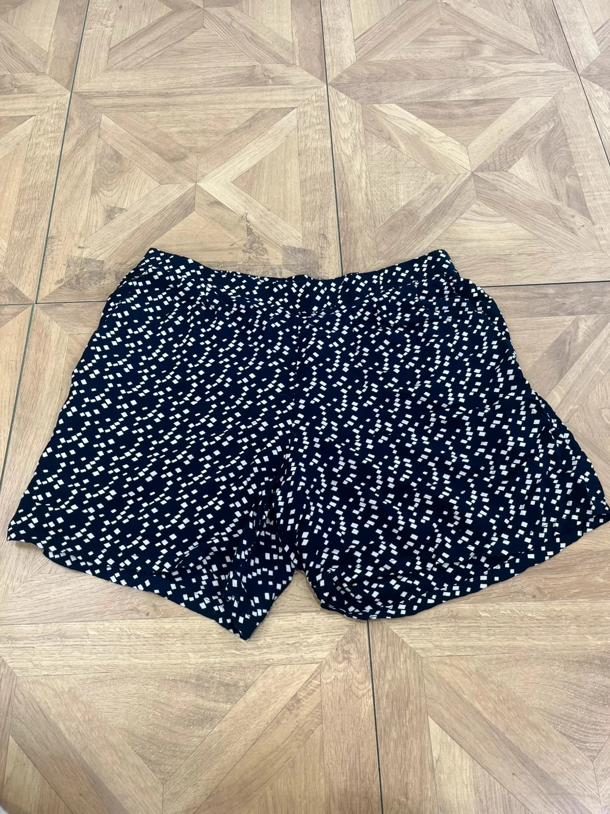 Women’s navy blue love yours size 16 high waisted summer shorts
