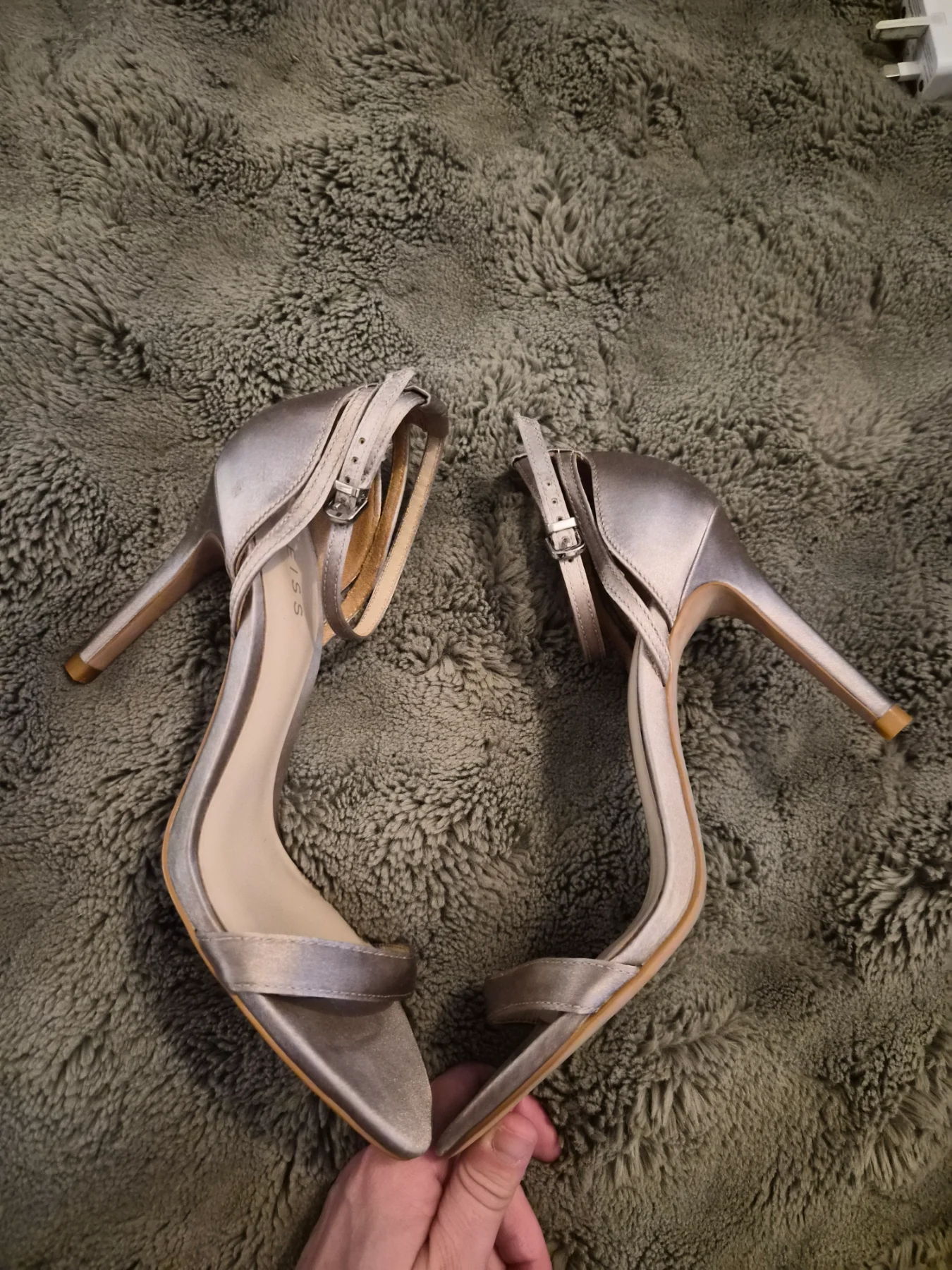 Woman's reiss heels 5