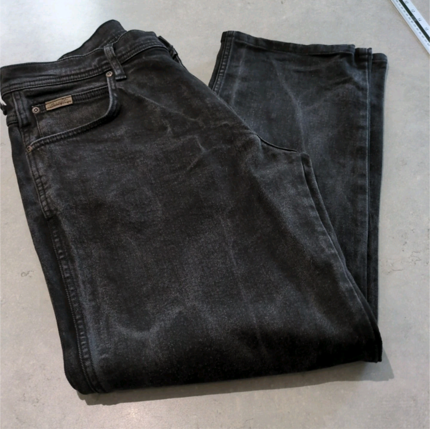Men’s Wrangler Utah Black Stretch Denim Jeans W36 L32