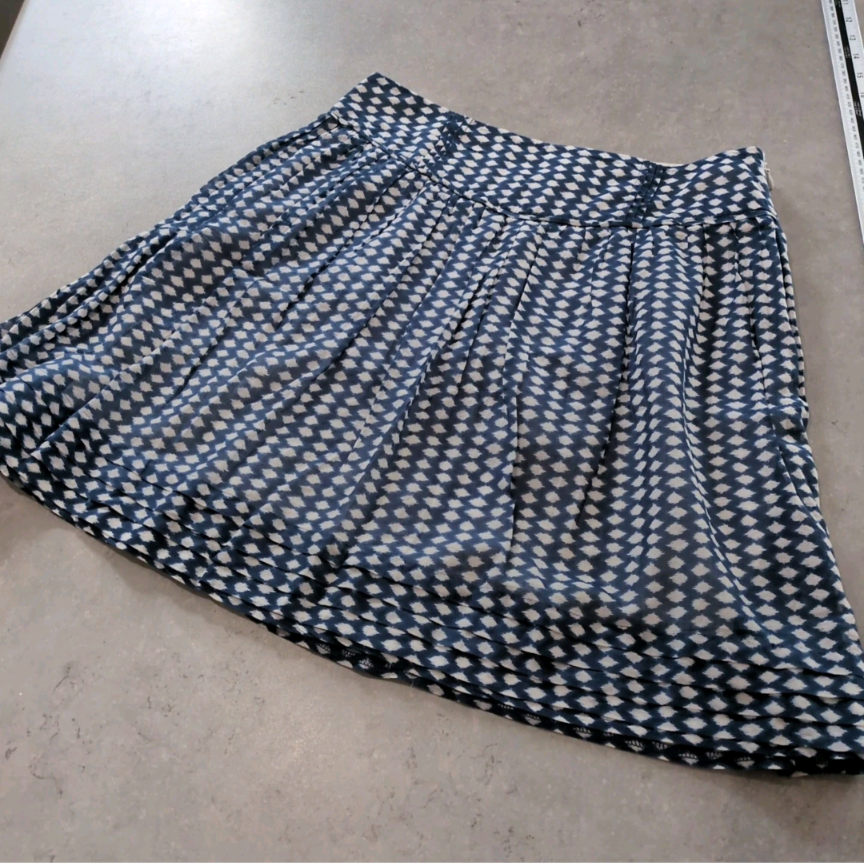 Oasis Womens Size 10 Cotton Short Flared Skirt Blue White Pattern